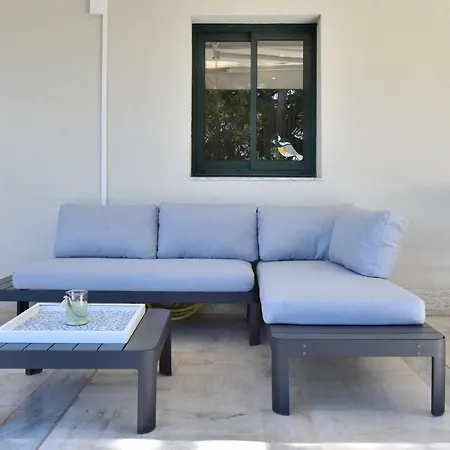 Stunning 3-br With Large Terrace And Pool Cannes