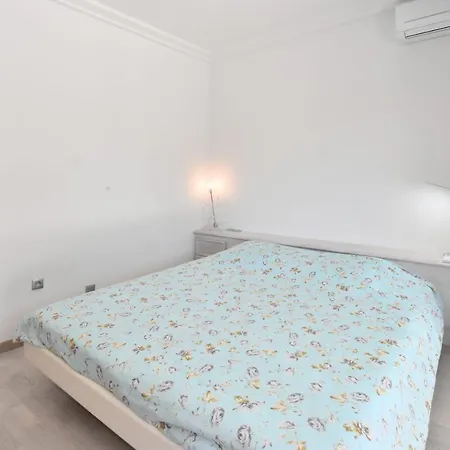 Stunning 3-br With Large Terrace And Pool * Cannes