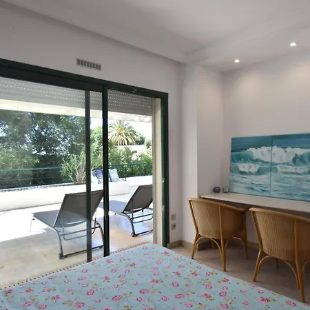 Stunning 3-br With Large Terrace And Pool * Cannes