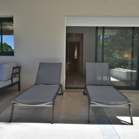 아파트 Stunning 3-br With Large Terrace And Pool